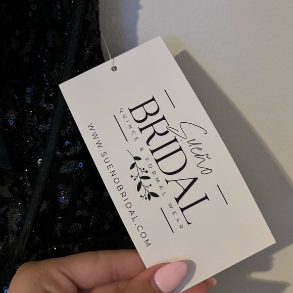 Mini Black sparkly Sequin party dress with corset and cross tie back (backless) - Picture 7 of 11